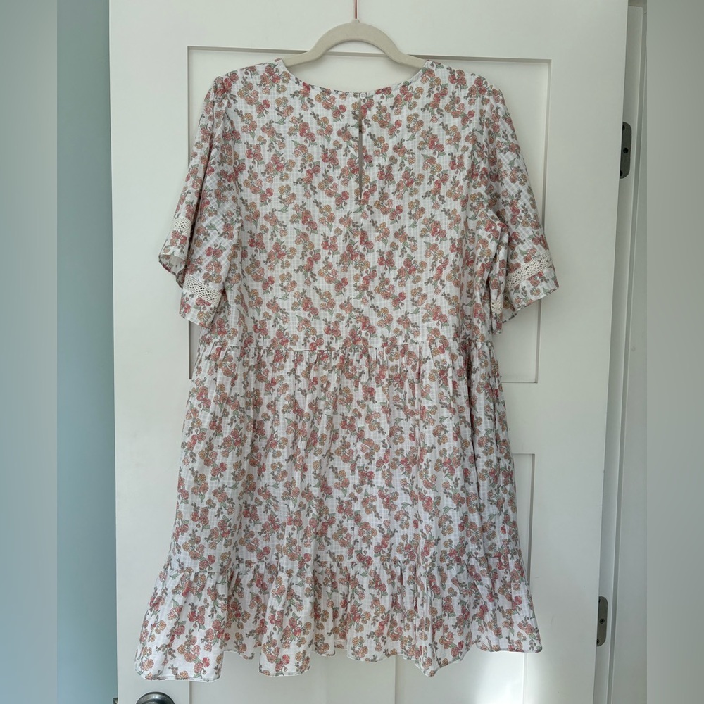 Jillian Harris X Joe Fresh Tiered Cotton Floral Mini Dress - Size Medium - Picture 6 of 11